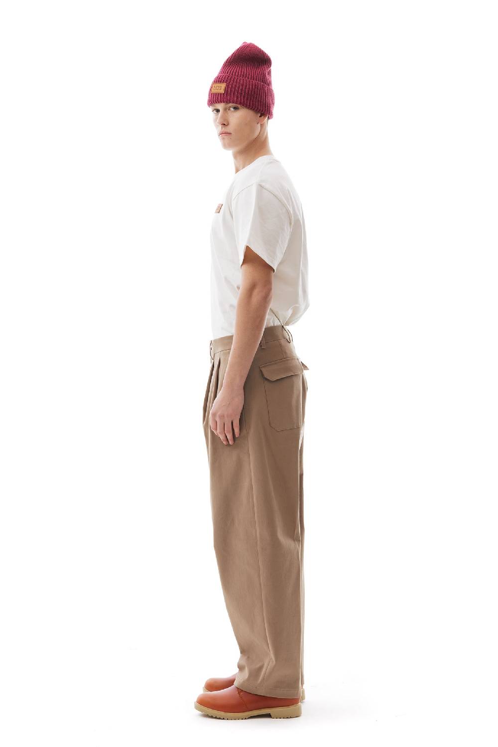Lc23 Gabardina Double Pence Trousers Beige Comprane uno, ottenene uno gratis