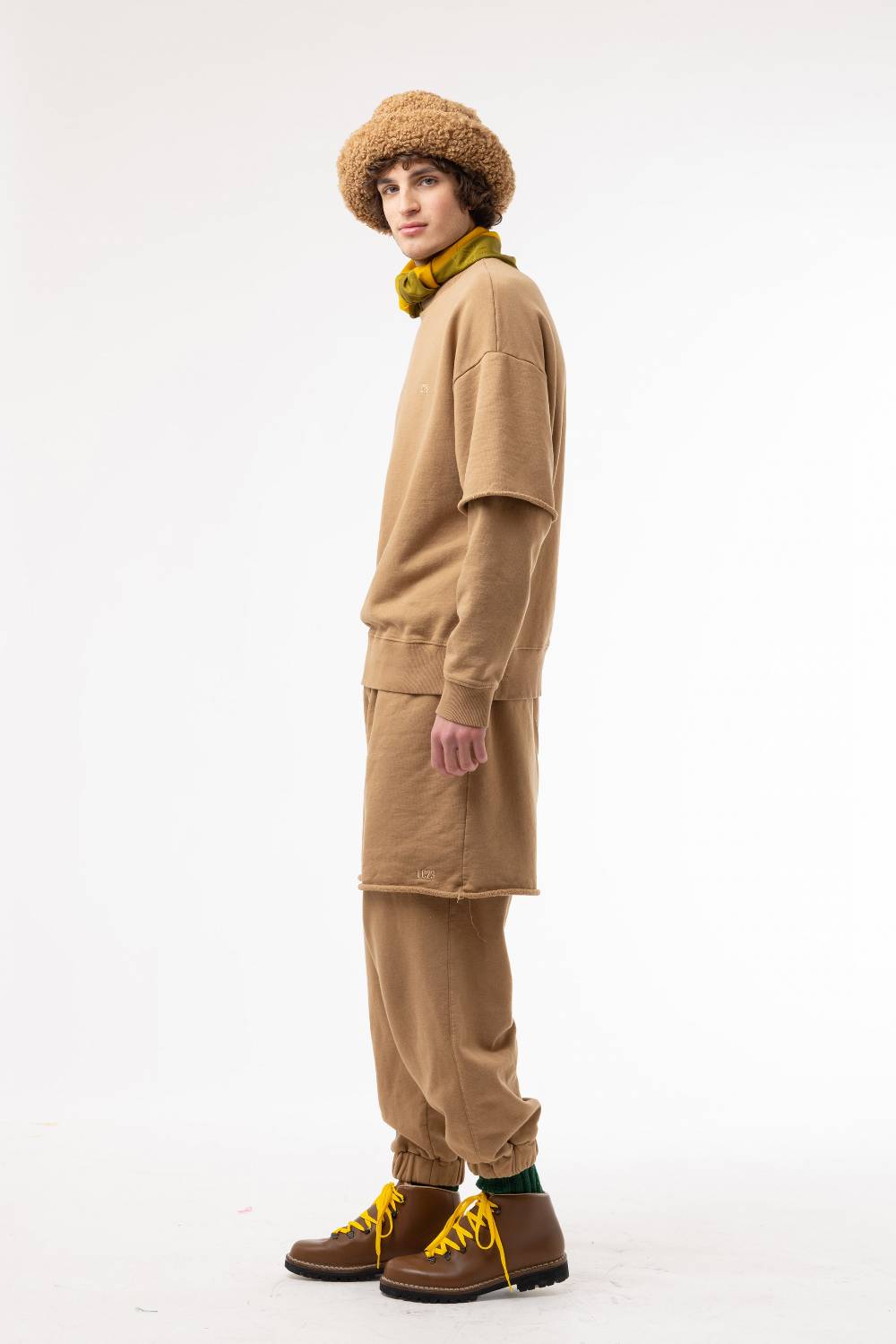 Lc23 Double Pants Camel Super Saving Price
