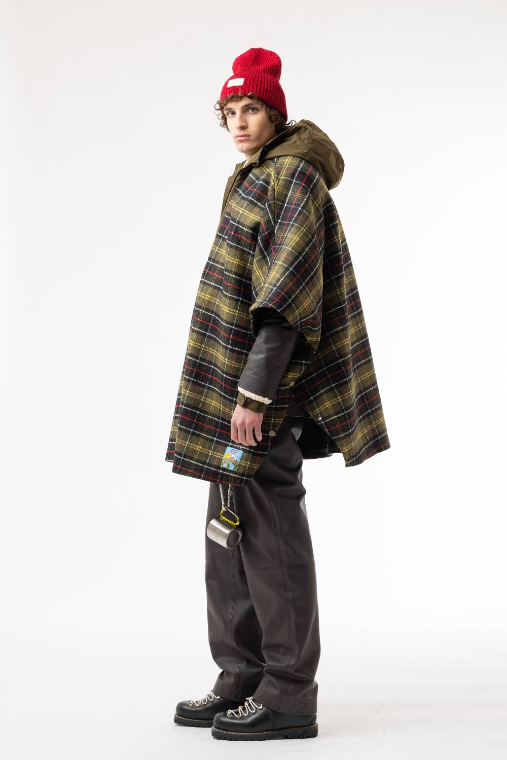 Lc23 Cape Coat Check Acquista Ora