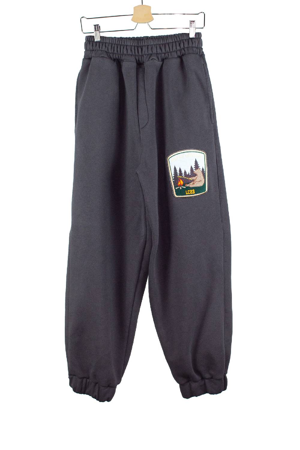 Lc23 Bear Patch Pants Prezzo di fabbrica