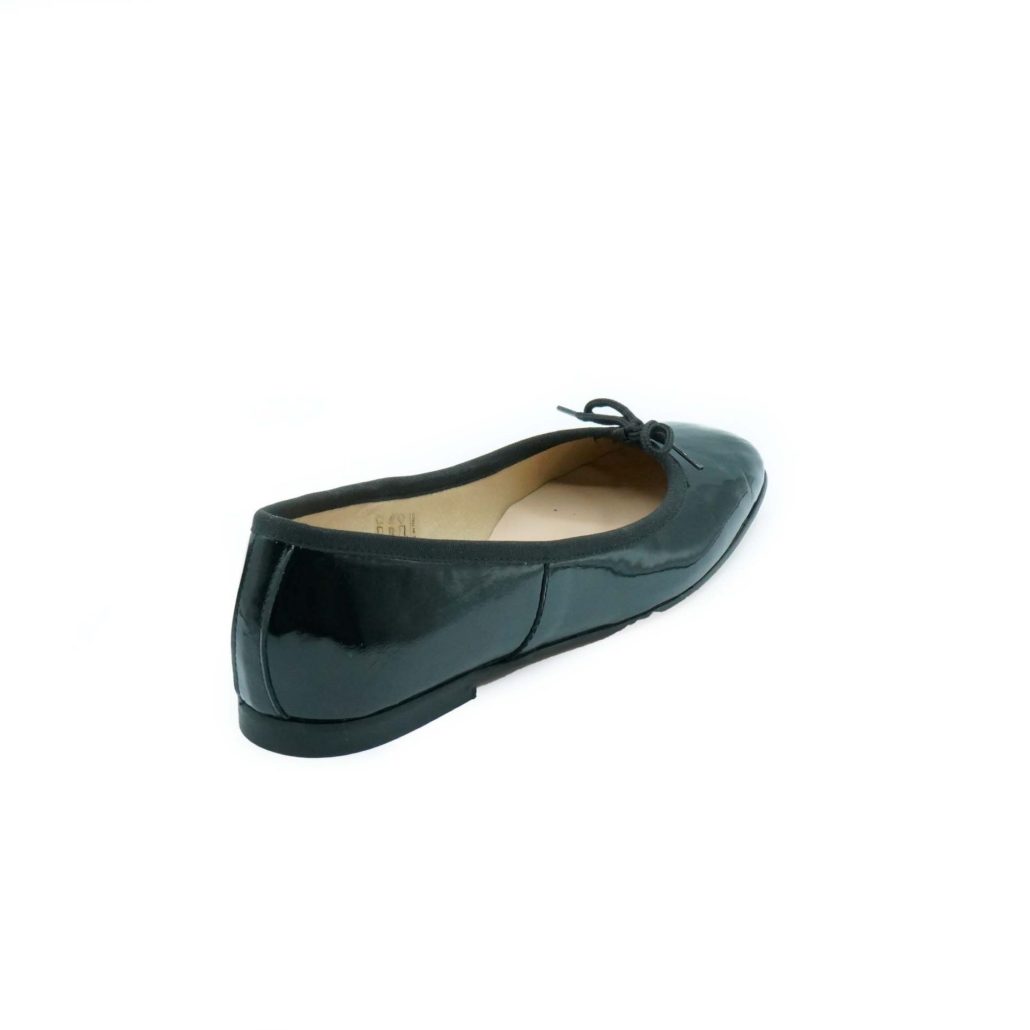Lea Gu ballerina in vernice, fiocco frontale, punta quadrata, tacco 10mm Offerta