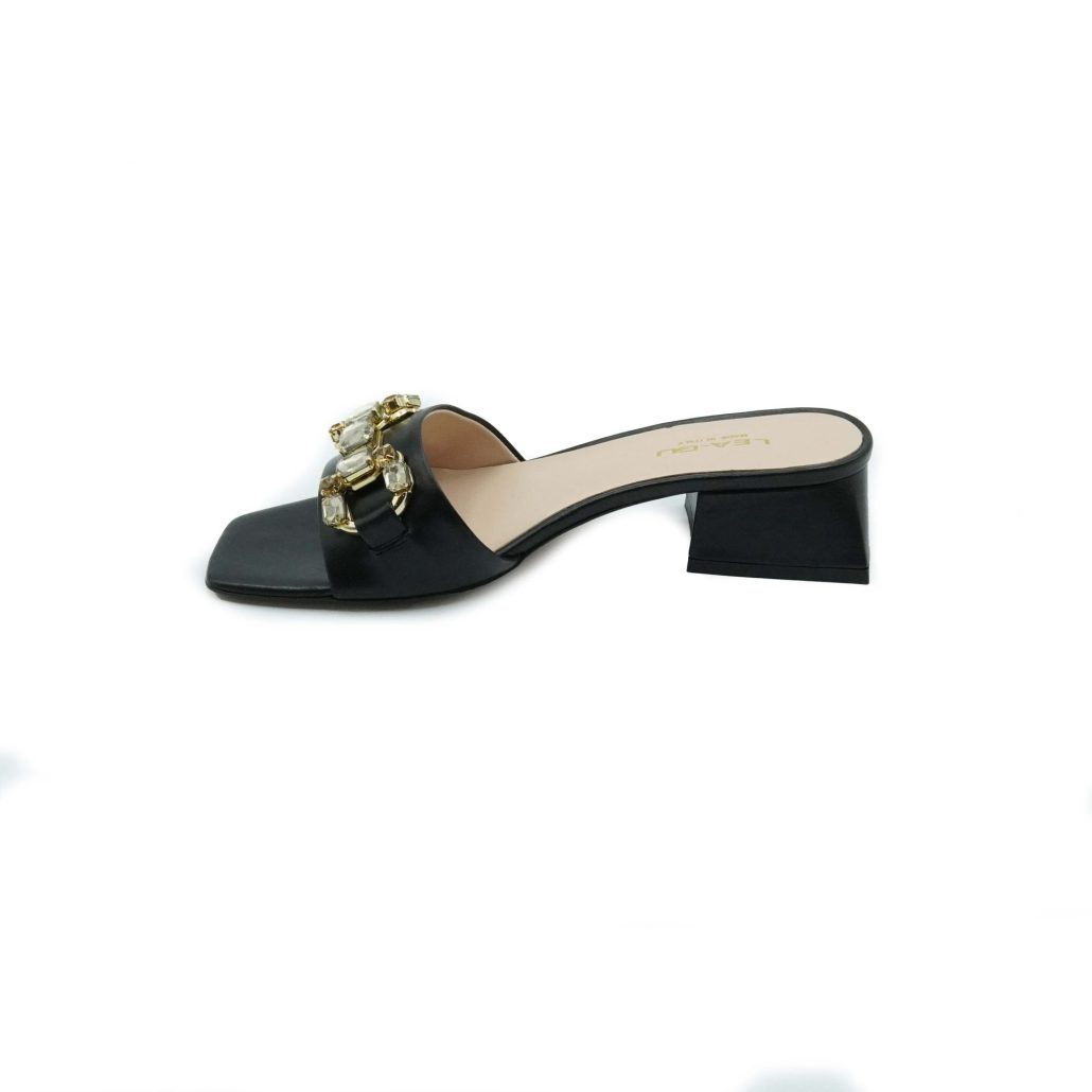 Lea Gu ciabattina in nappa, fascia con accessorio frontale, tacco 45 mm Italia