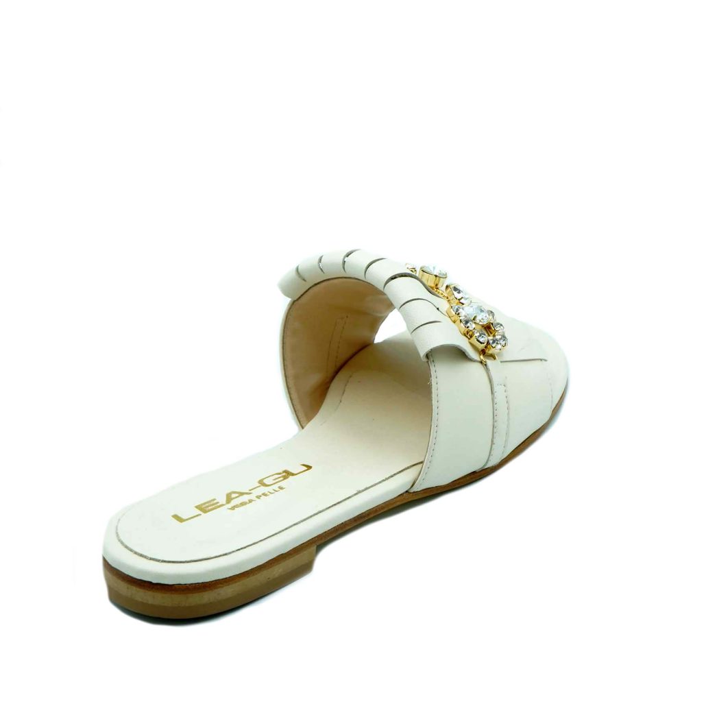Lea Gu ciabattina in nappa, fascia con frange e accessorio frontale, tacco 10mm 2025