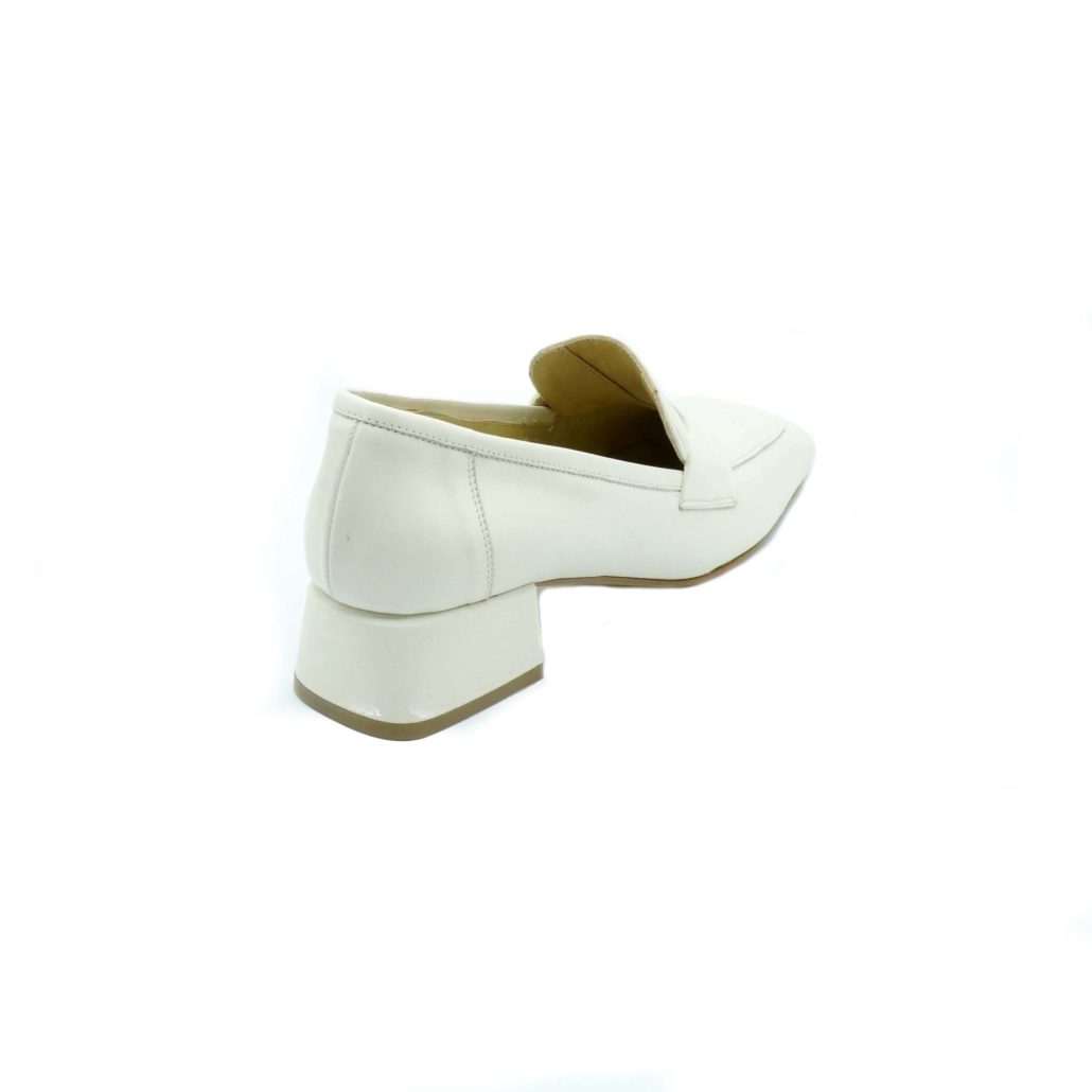 Lea Gu mocassino in nappa, punta quadrata, bocca di leone frontale, tacco 35mm Consegna Veloce