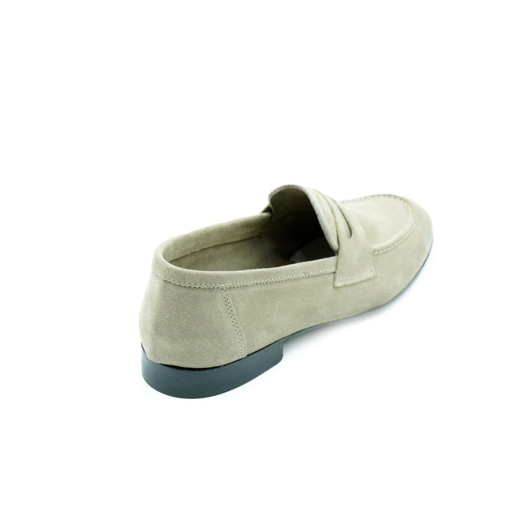Lea Gu mocassino in camoscio, bocca di leone frontale, tacco 20mm Qualità Garantita
