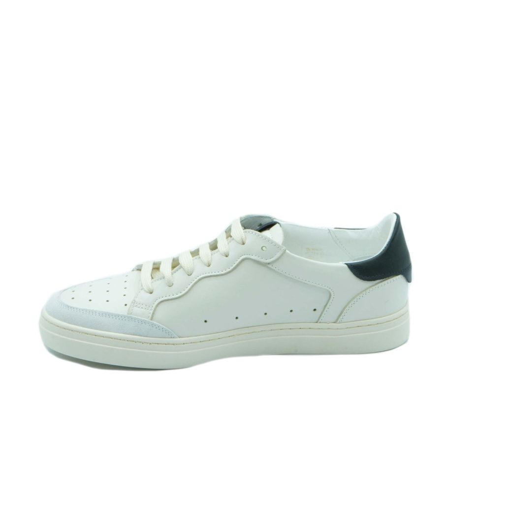 Lea Gu sneakers in nappa, allacciatura frontale, tallone in contrasto, fondo gomma 30mm Offerte