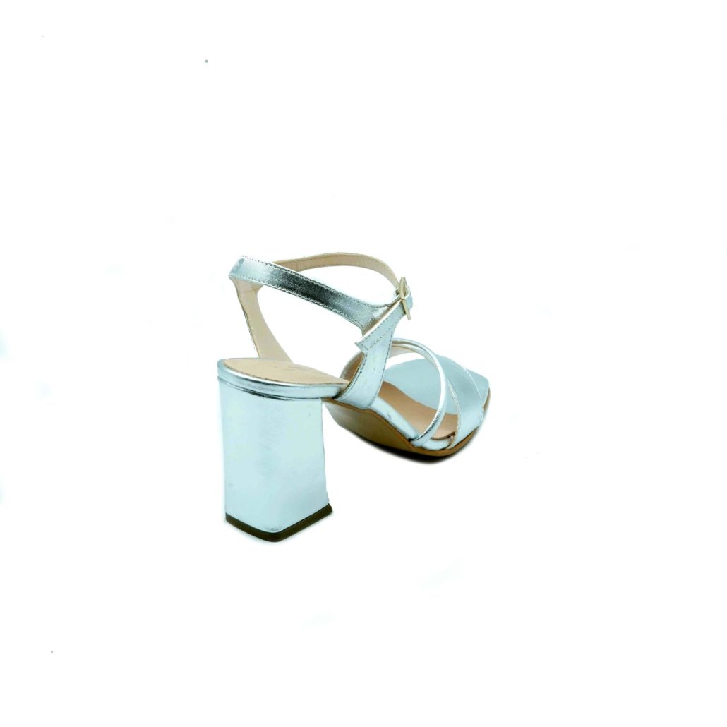 Lea Gu sandalo in nappa, doppia fascia frontale, punta quadrata, chiusura sul collo del piede, tacco ricoperto 80mm Hotsell