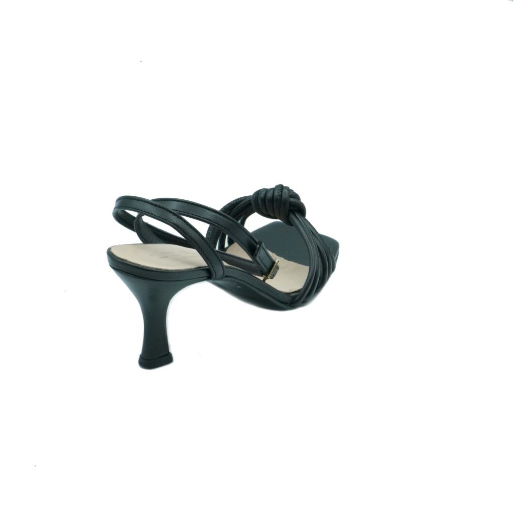 Lea Gu sandalo in nappa, fasce frontali con nodo , punta quadrata, chiusura alla caviglia, tacco ricoperto 70mm Saldi Di Fabbrica