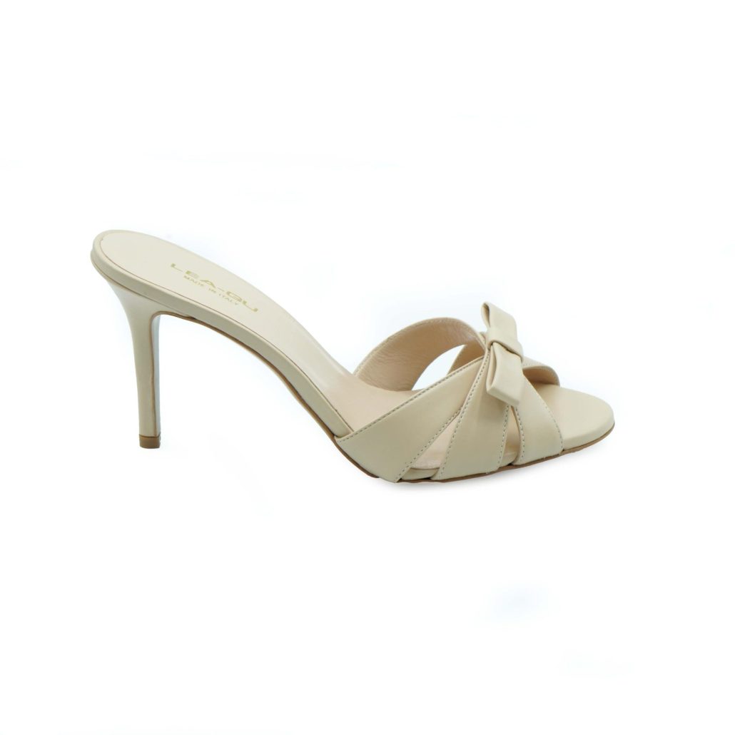 Lea Gu sandalo in nappa, fascia e fiocco frontale, tacco 80mm In Saldo