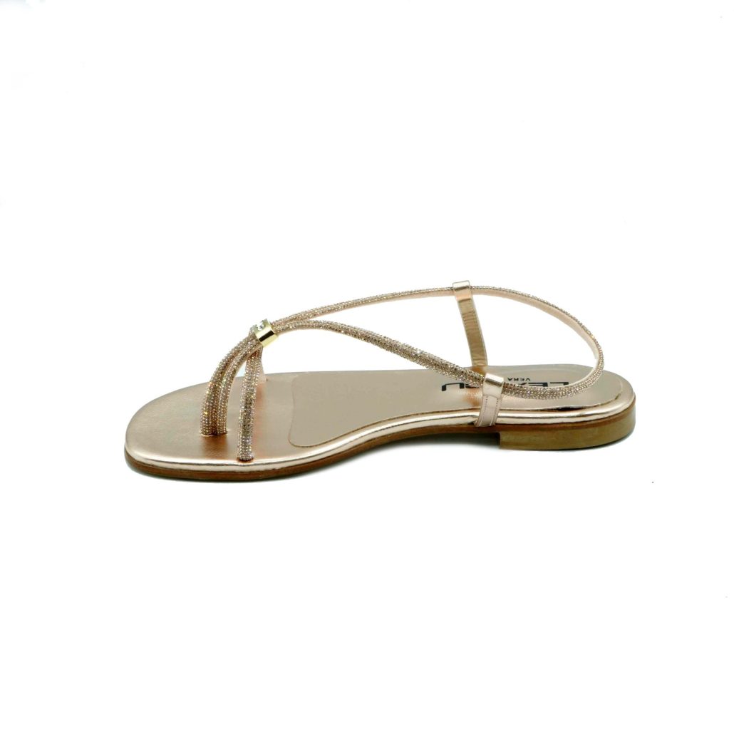 Lea Gu sandalo in nappa laminata, strass frontali, tacco 10mm Outlet