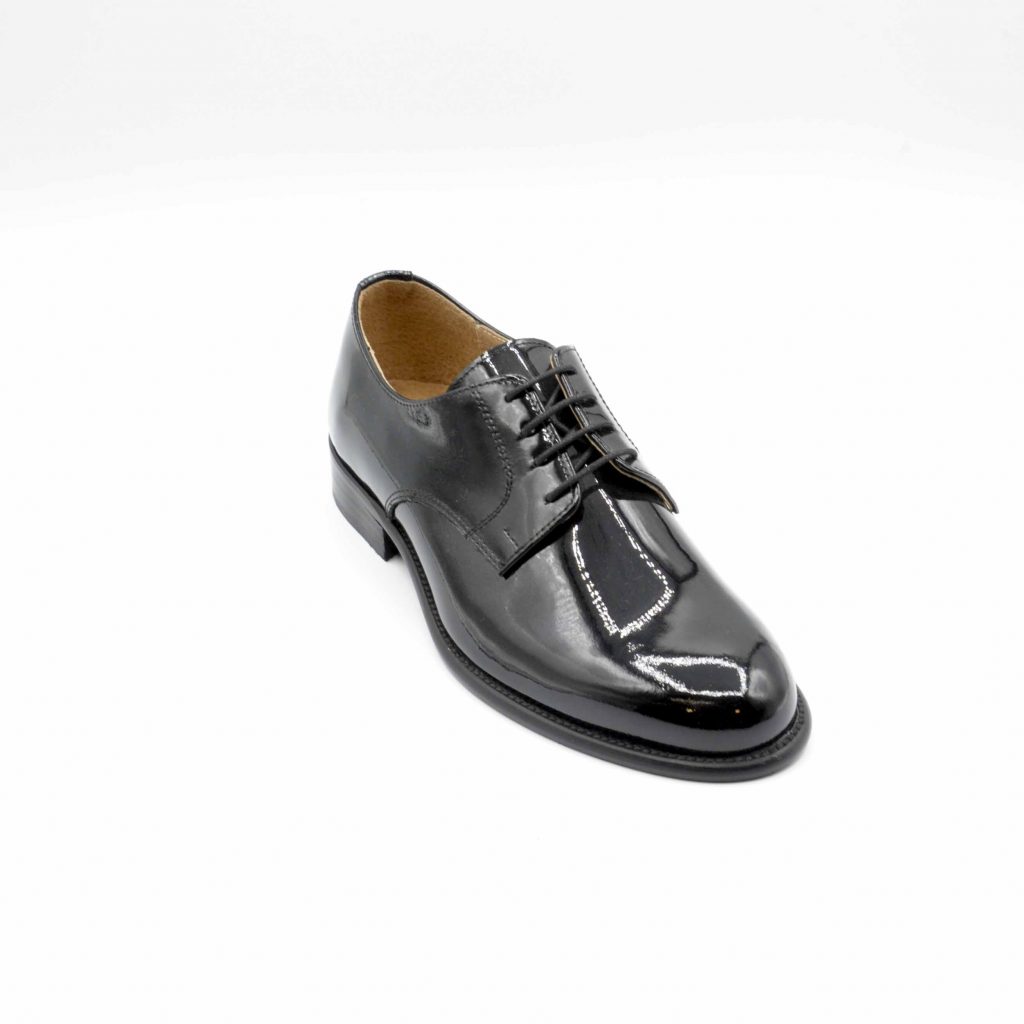 Lea Gu scarpa in vernice con allacciatura frontale, tacco 25 mm Fino Al -60%