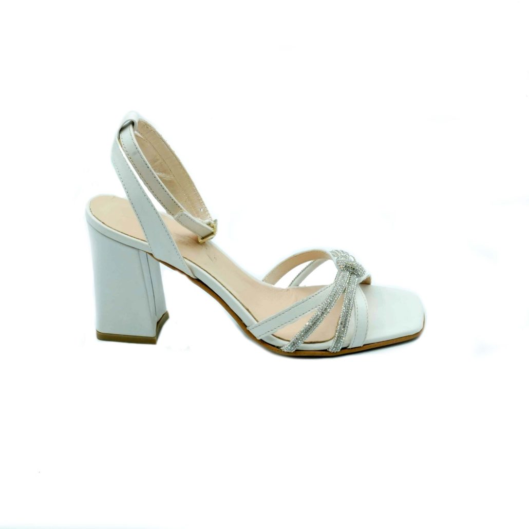Lea Gu sandalo in nappa, incrocio e nodo frontale con strass, punta quadrata, tacco ricoperto 80 mm In Vendita