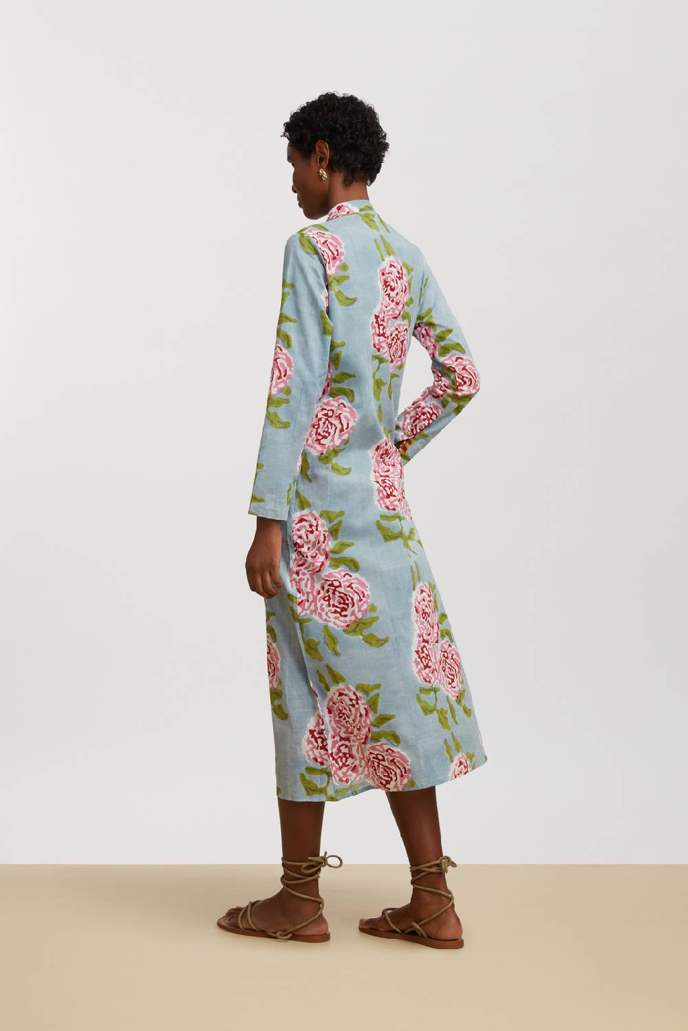 Lisa Corti kurta lunga aperta leopard flower sky light blue Fino al 50% di sconto