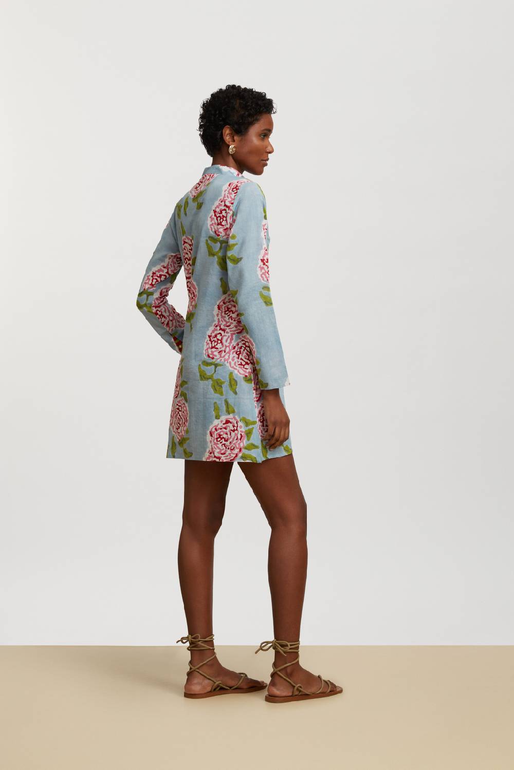Lisa Corti kurta corta leopard flower sky light blue Sostegno trimestrale