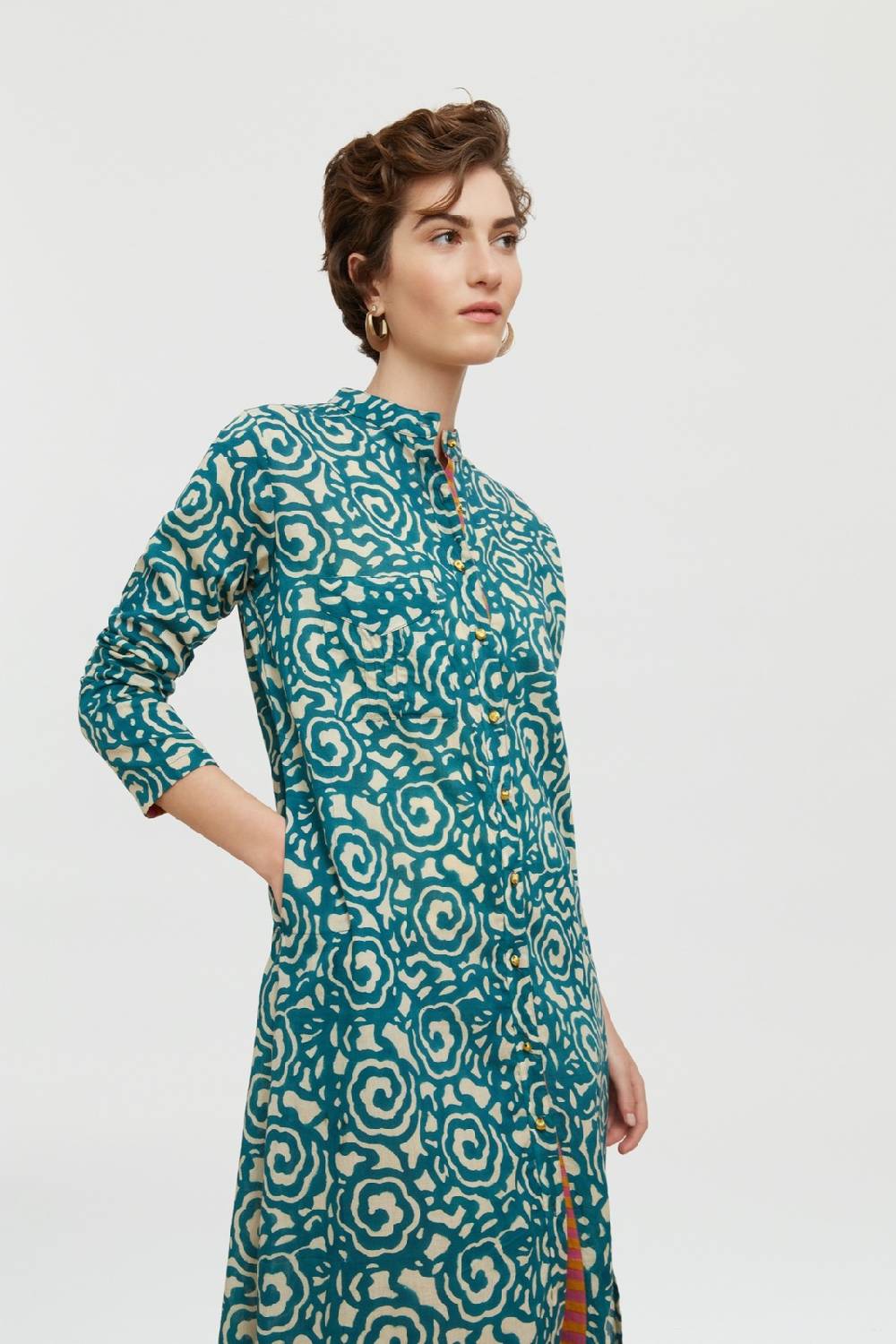 Lisa Corti kurta lunga aperta spiral peacock natural Limitato a 3 giorni