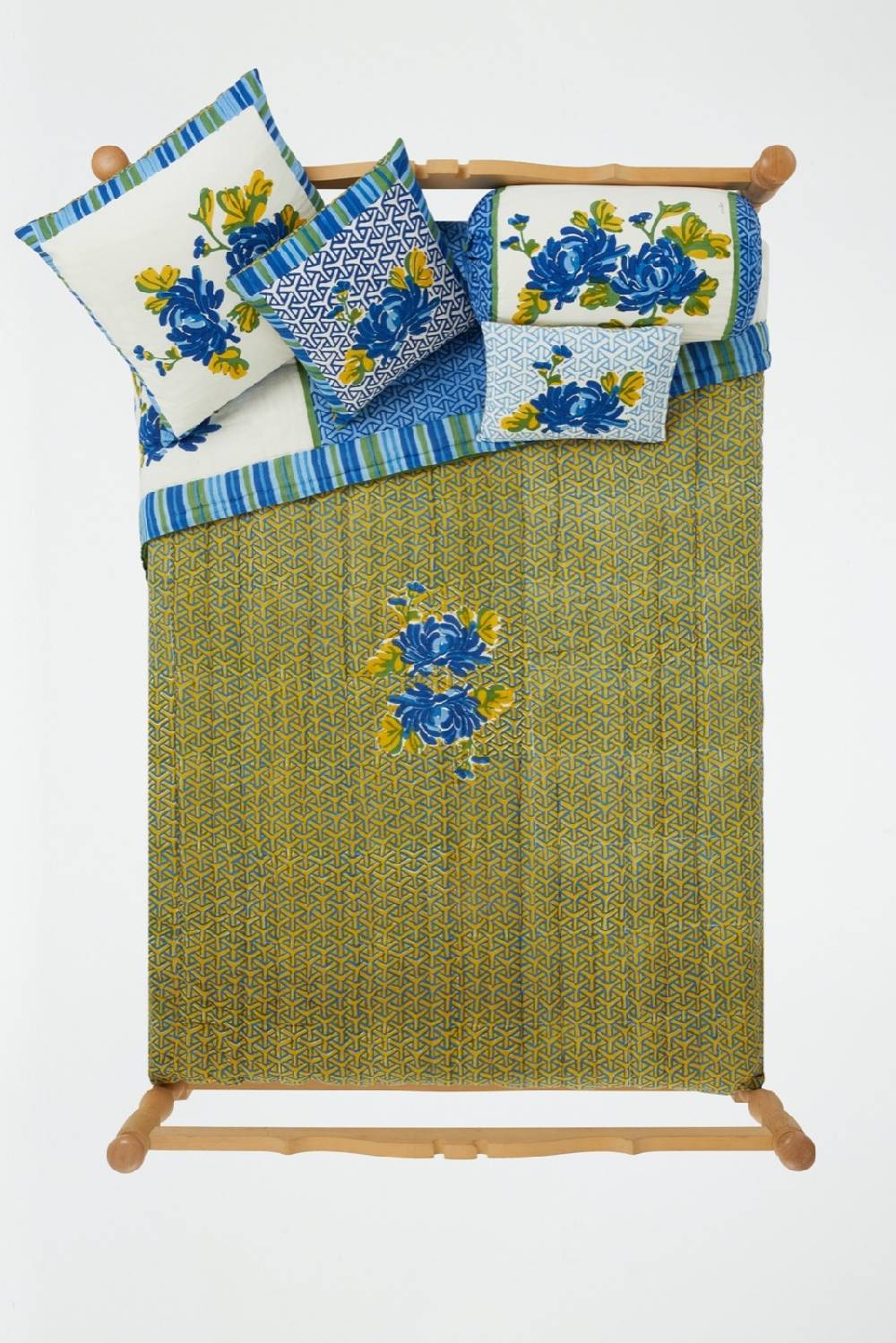 Lisa Corti trapunta reversibile 250x270cm vienna blue cream 50% di sconto per tempo limitato