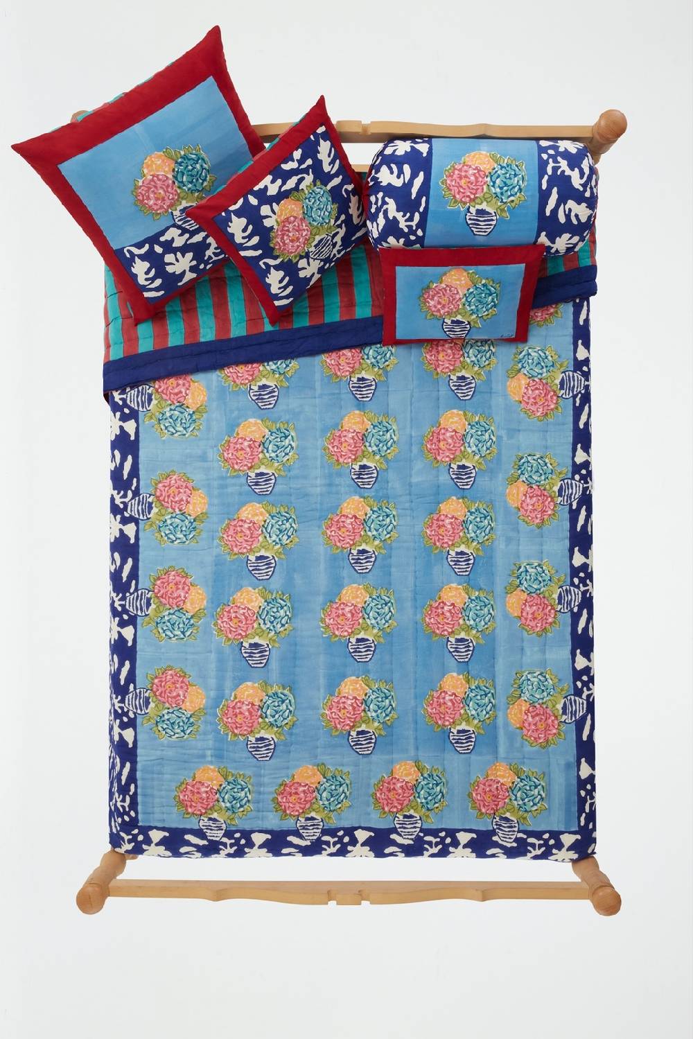Lisa Corti trapunta reversibile 250x270cm lisa corti x la minervetta blue pot sky Sconti questo mese