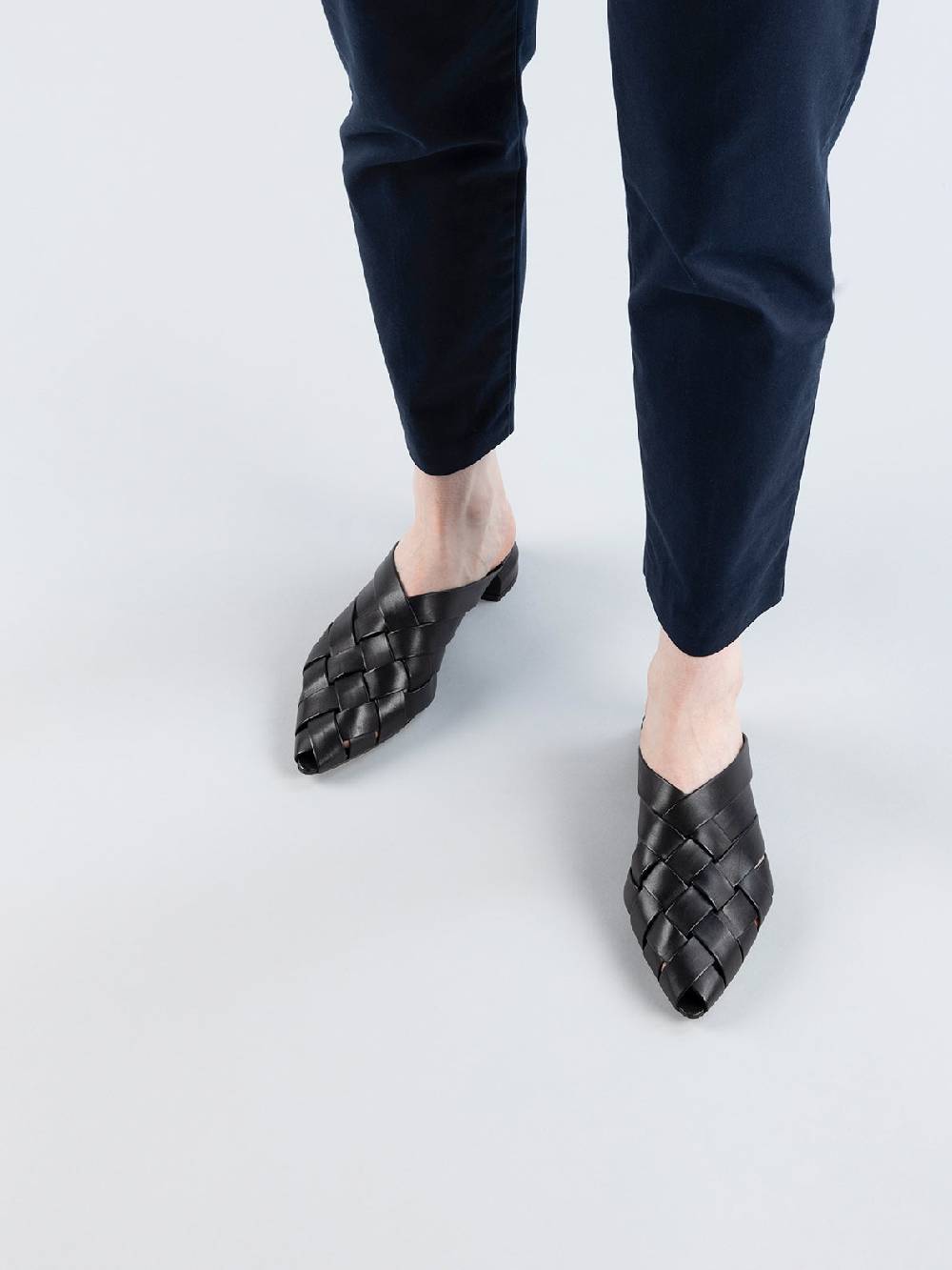 Officine Creative SAGE 105 Sandali Sabot in Pelle Marrone Sconto