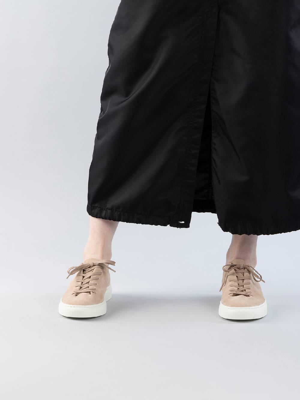 Officine Creative LEGGERA 100 Sneakers Basse in Pelle Scamosciata Rosa Hotsell