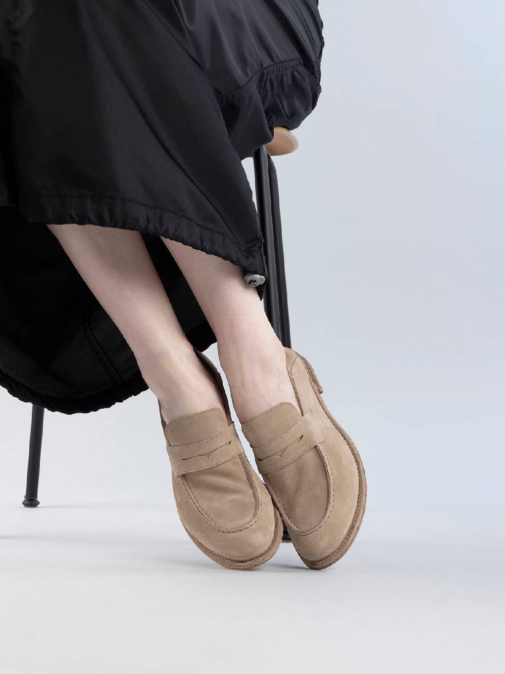 Officine Creative LEXIKON 516 Mocassini in Pelle Scamosciata avorio Fino al 60% di sconto