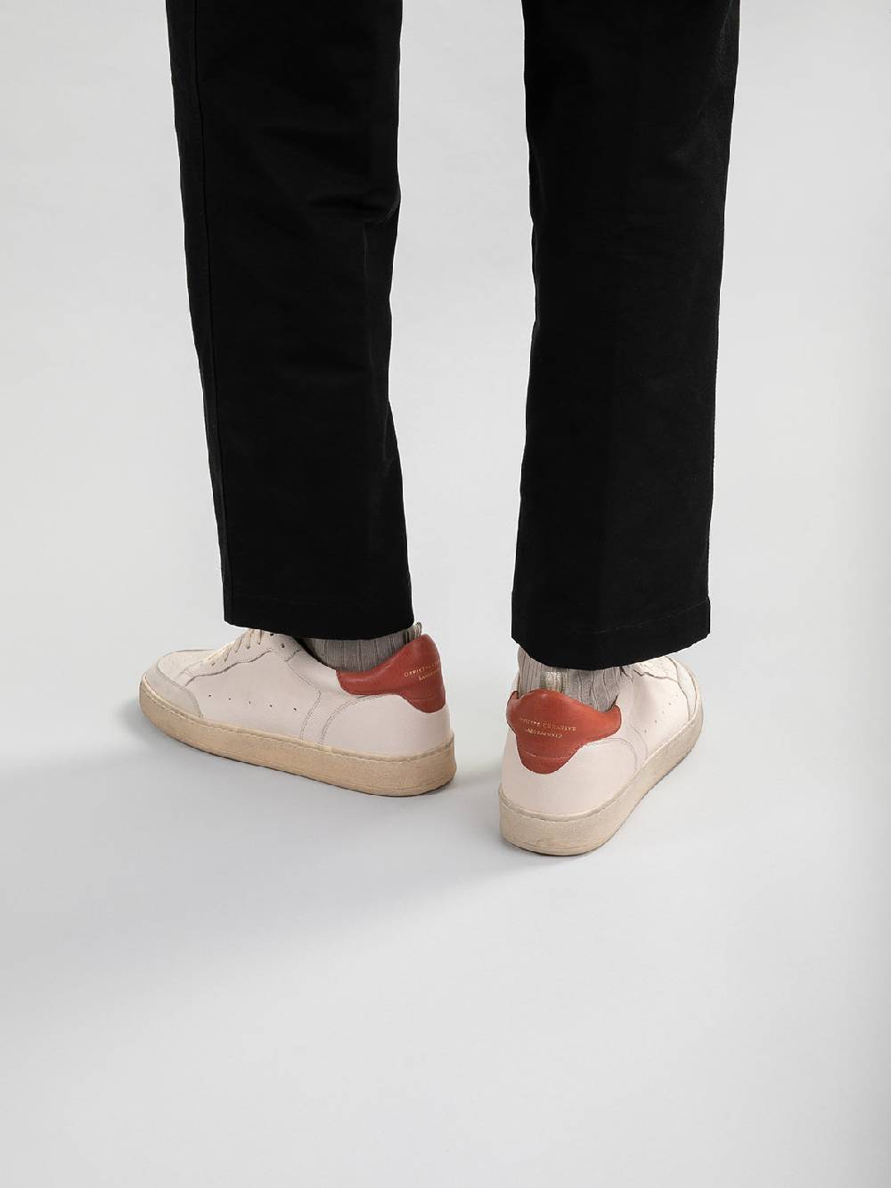 Officine Creative MAGIC 001 Sneakers in Pelle e Camoscio Bianco Saldi