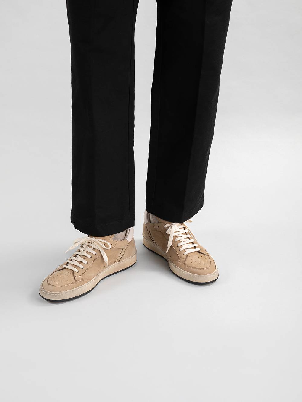 Officine Creative MAGIC 002 Sneakers in Nabuk Marrone Hotsell