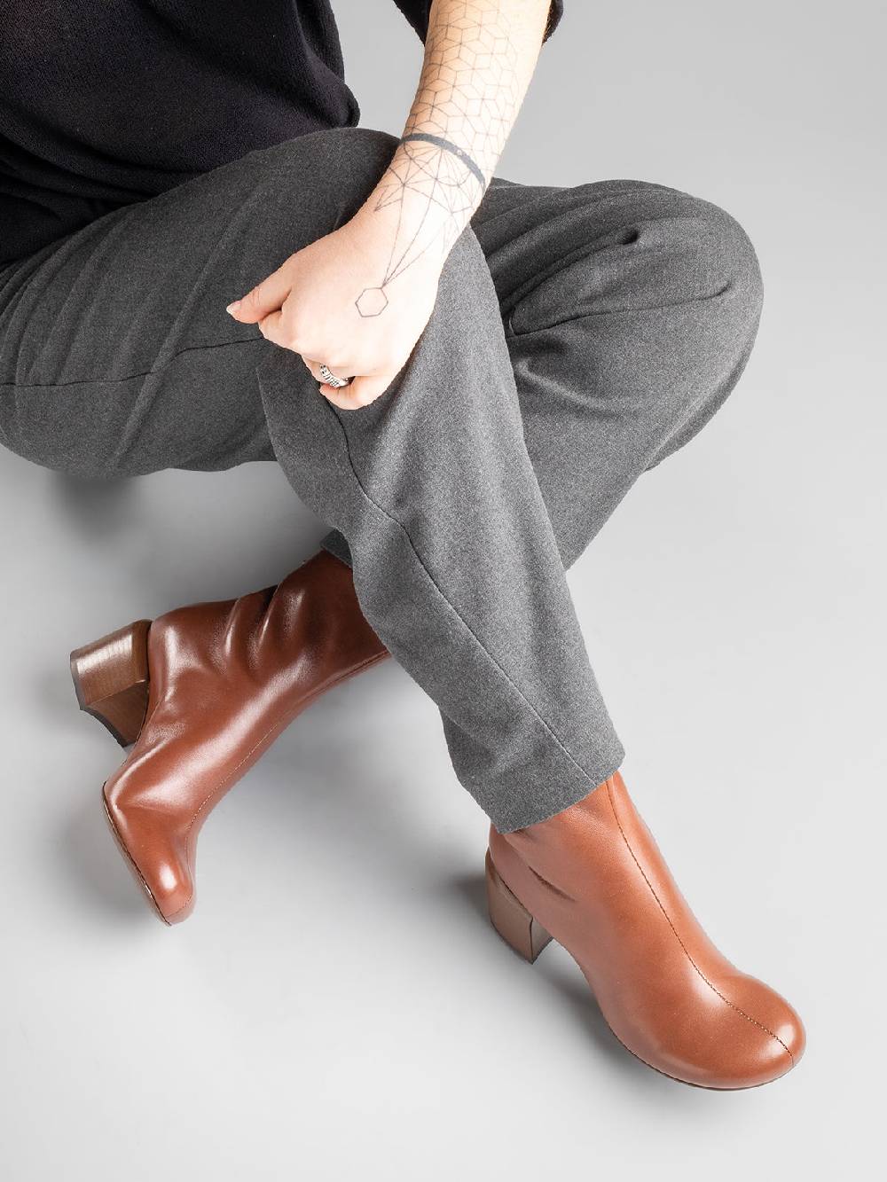 Officine Creative ETHEL 004 Stivaletti in Nappa Marrone Fornitura limitata