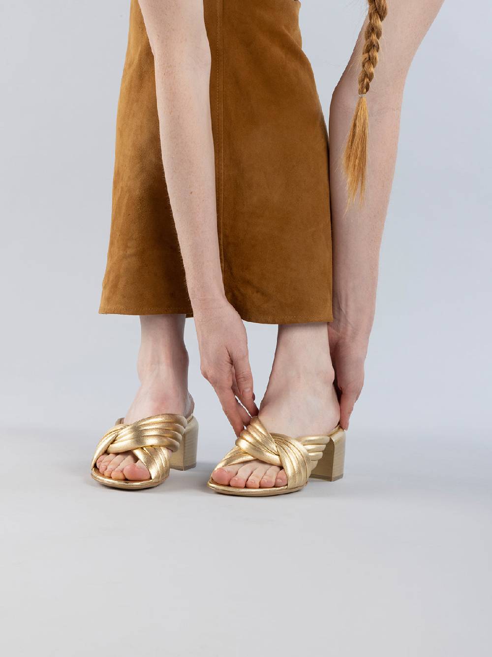 Officine Creative ETHEL 022 Sandali Slide in Pelle Oro Offerta esclusiva
