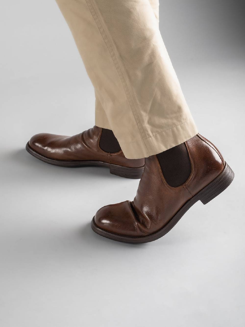 Officine Creative CHRONICLE 002 Stivaletti Chelsea in Pelle Marrone Duty-free
