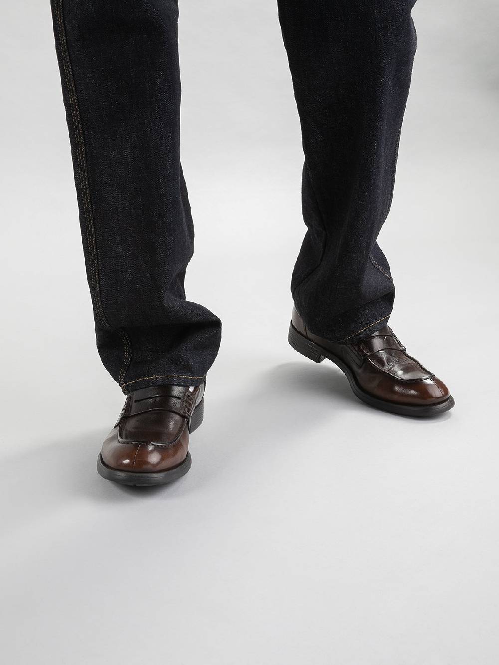 Officine Creative CHRONICLE 056 Mocassini Penny in Pelle Marrone Italia