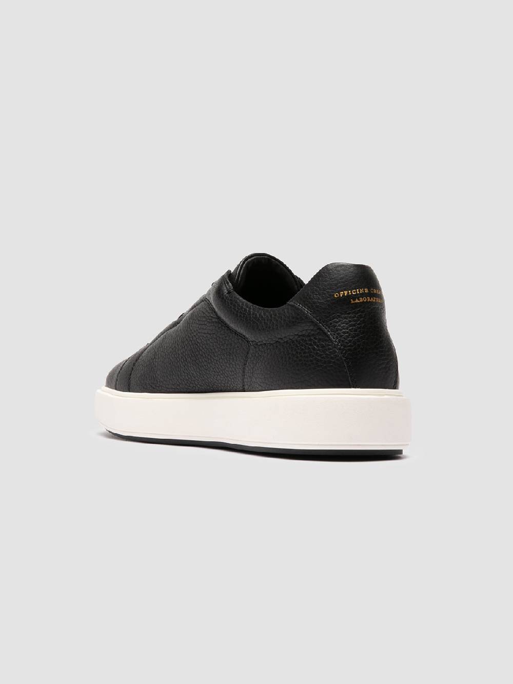 Officine Creative SLOUCH 001 Sneaker Basse in Pelle Nera In Linea