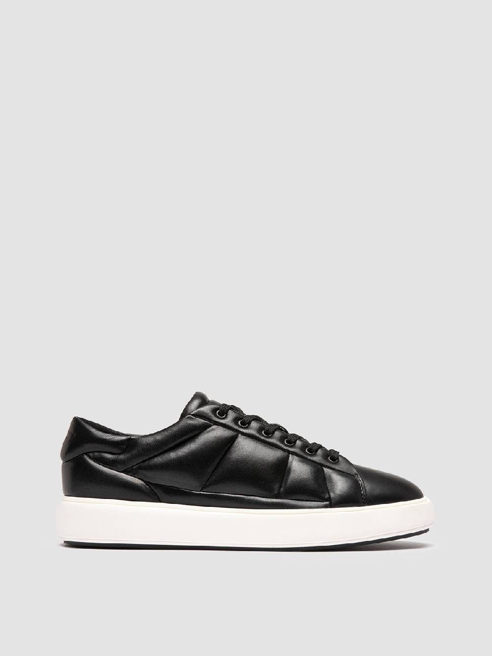 Officine Creative LEISURE 001 Sneaker Basse in Pelle Nera Prezzo di fabbrica
