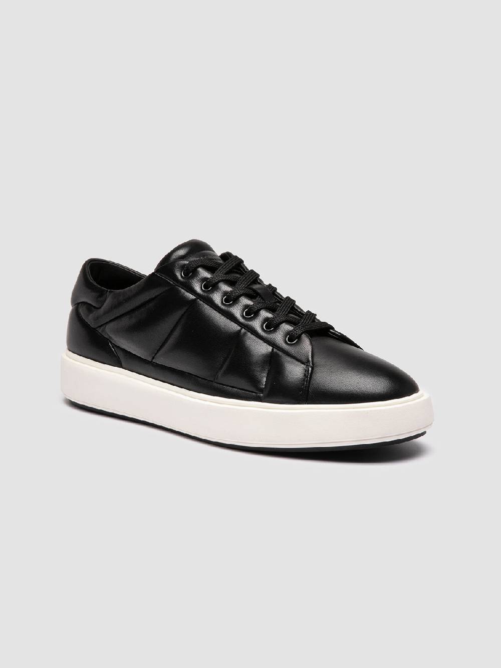 Officine Creative LEISURE 001 Sneaker Basse in Pelle Nera Prezzo di fabbrica