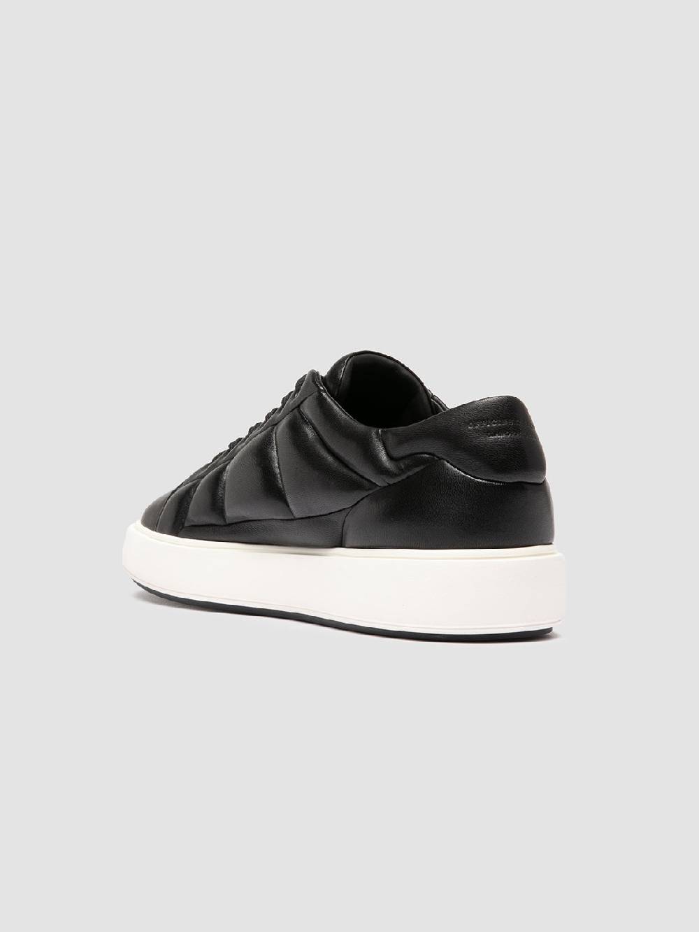 Officine Creative LEISURE 001 Sneaker Basse in Pelle Nera Prezzo di fabbrica