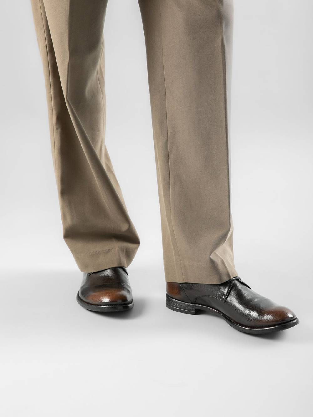 Officine Creative ARC 515 Derby in Pelle Nera Offerta migliore