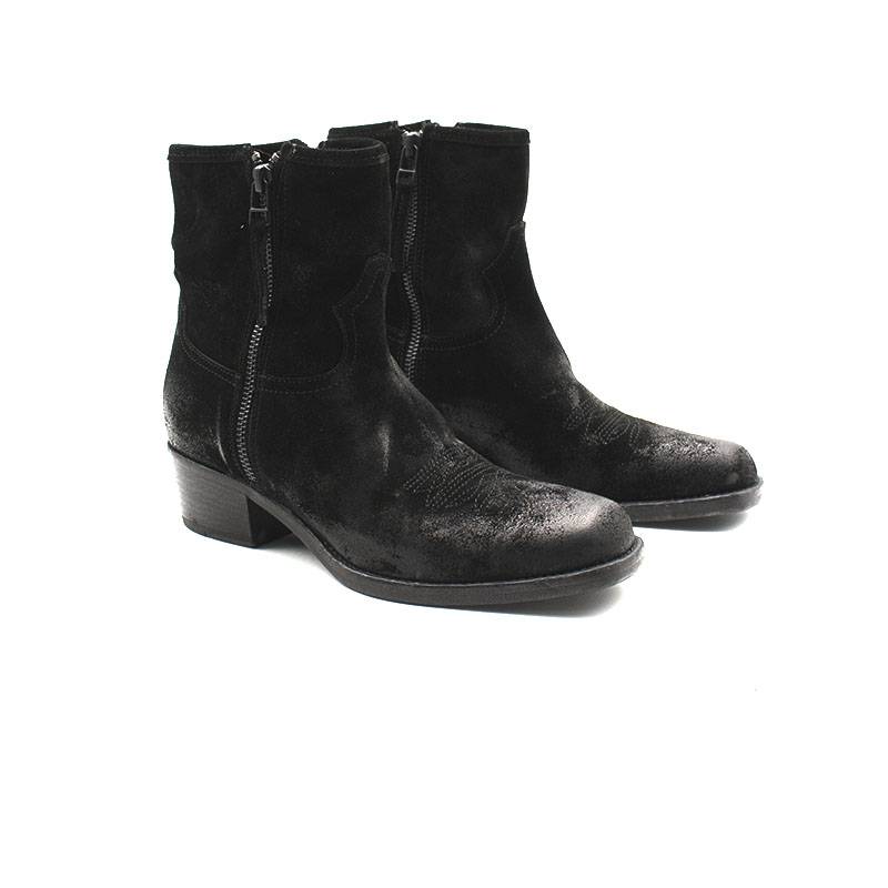 Pawelk's Suede Square Sconto