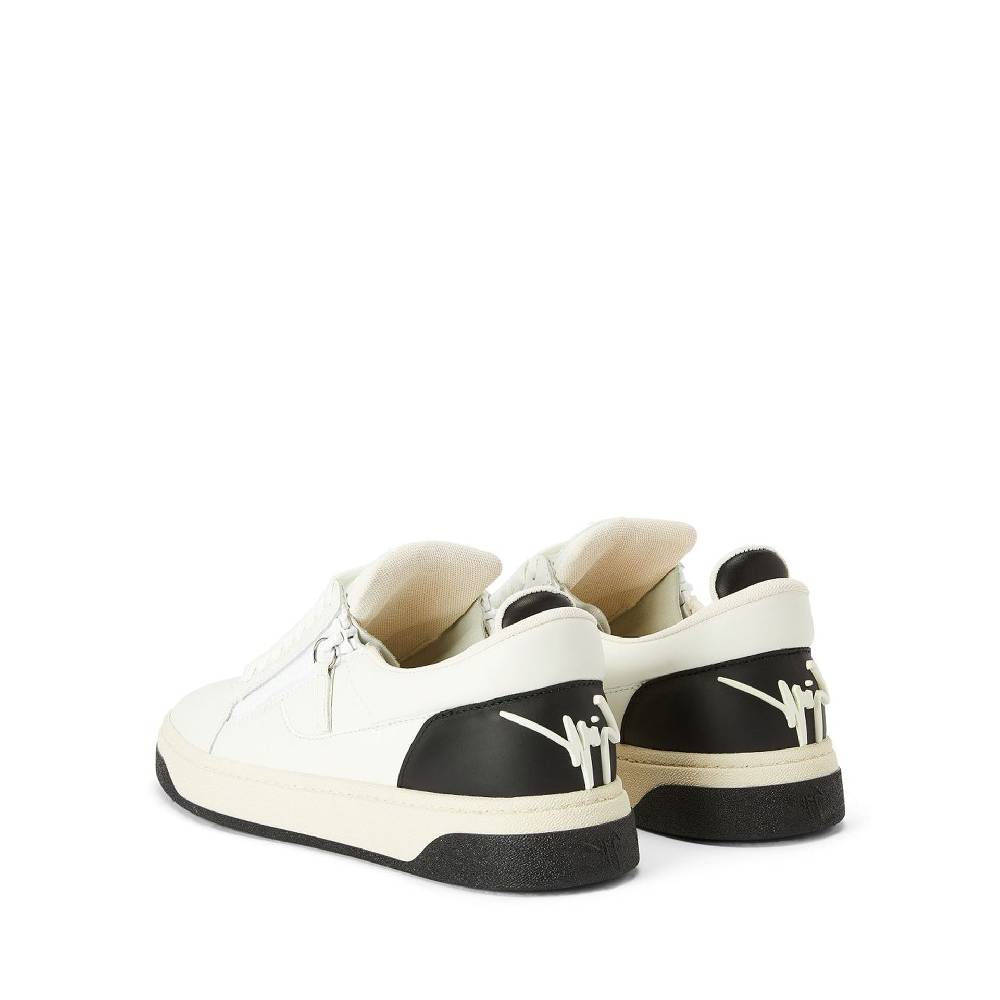 GIUSEPPE ZANOTTI DESIGN  Sneakers Basse Uomo Giuseppe Zanotti in Pelle Bianca Vendite Flash
