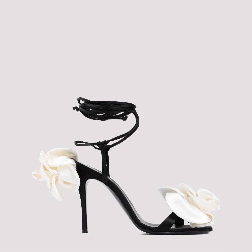 MAGDA BUTRYM  Sandali Stiletto Magda Butrym in Raso Nero con Applicazioni Floreali In Saldo