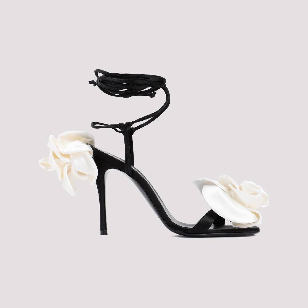 MAGDA BUTRYM  Sandali Stiletto Magda Butrym in Raso Nero con Applicazioni Floreali In Saldo
