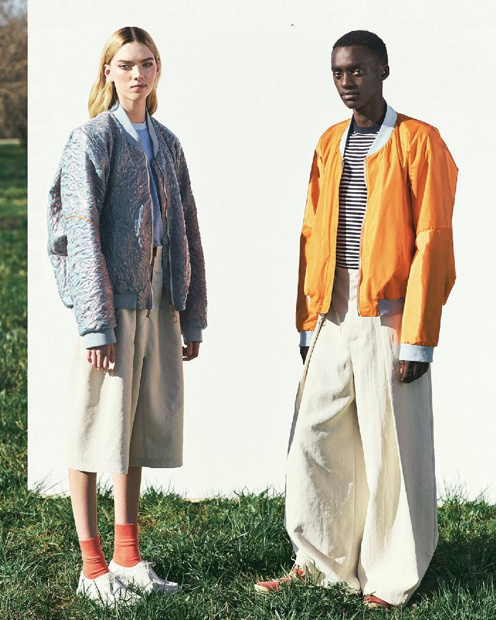 TAKATURNA  Pantaloni Ampio Beige Chiaro & Arancione di TAKATURNA Saldi Di Fabbrica