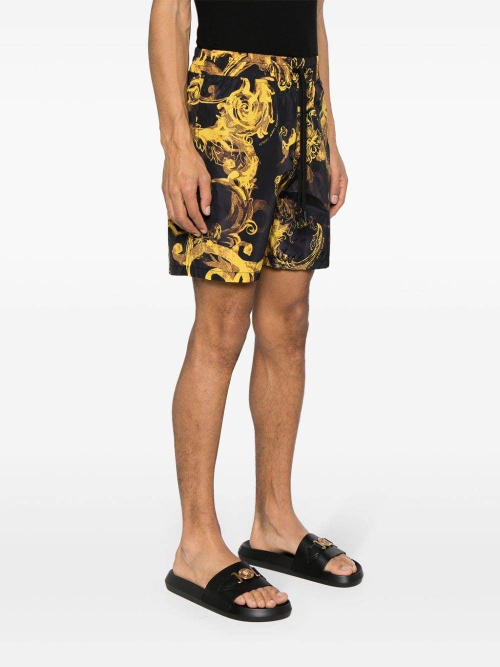 VERSACE JEANS COUTURE  Shorts Neri Uomo Versace Jeans Couture Offerta per la Festa della Mamma