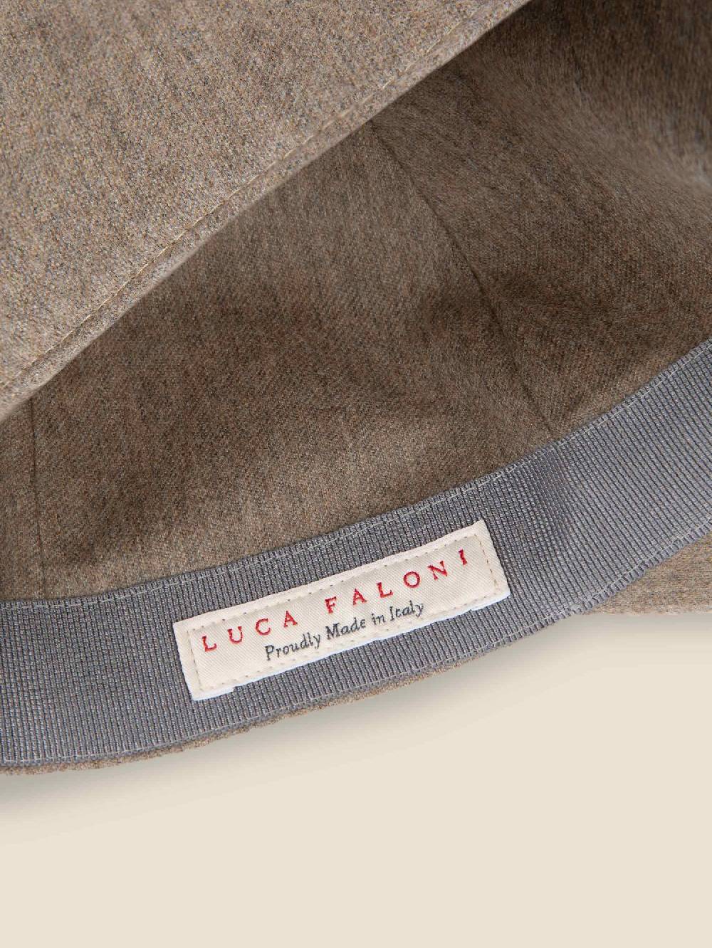 Luca Faloni Cappellino da baseballCashmere Solo un giorno rimasto
