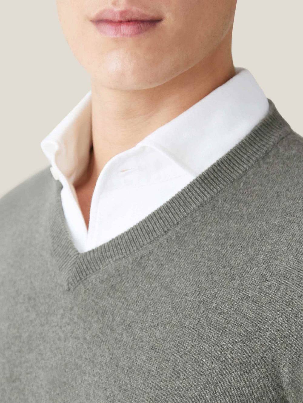 Luca Faloni Scollo a Vcashmere a 2 fili Acquista Ora