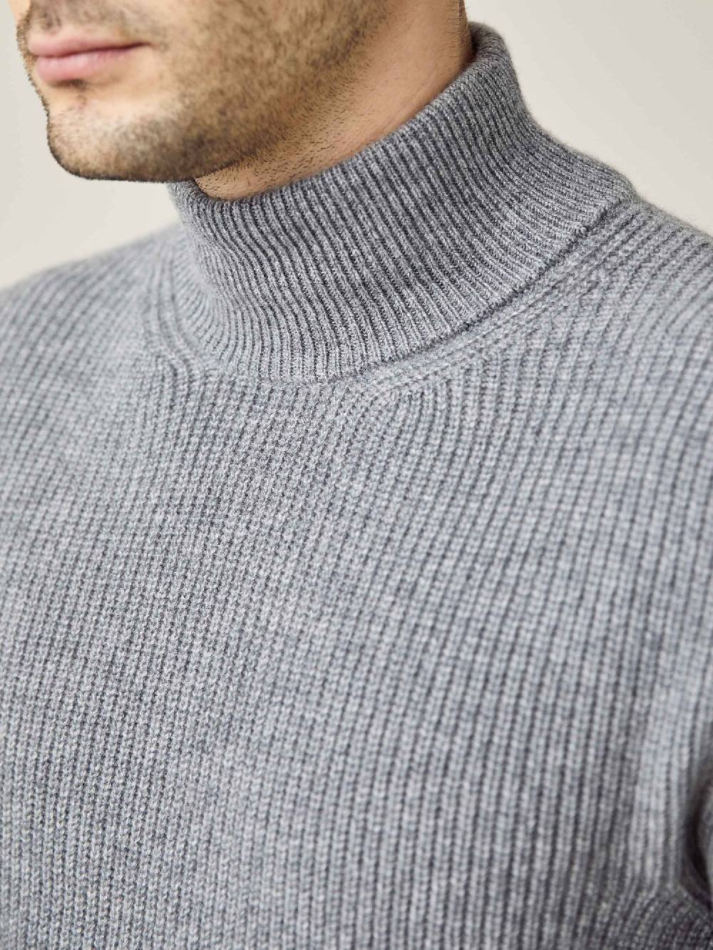 Luca Faloni Collo a lupettocashmere a 4 fili Offerta Anniversario