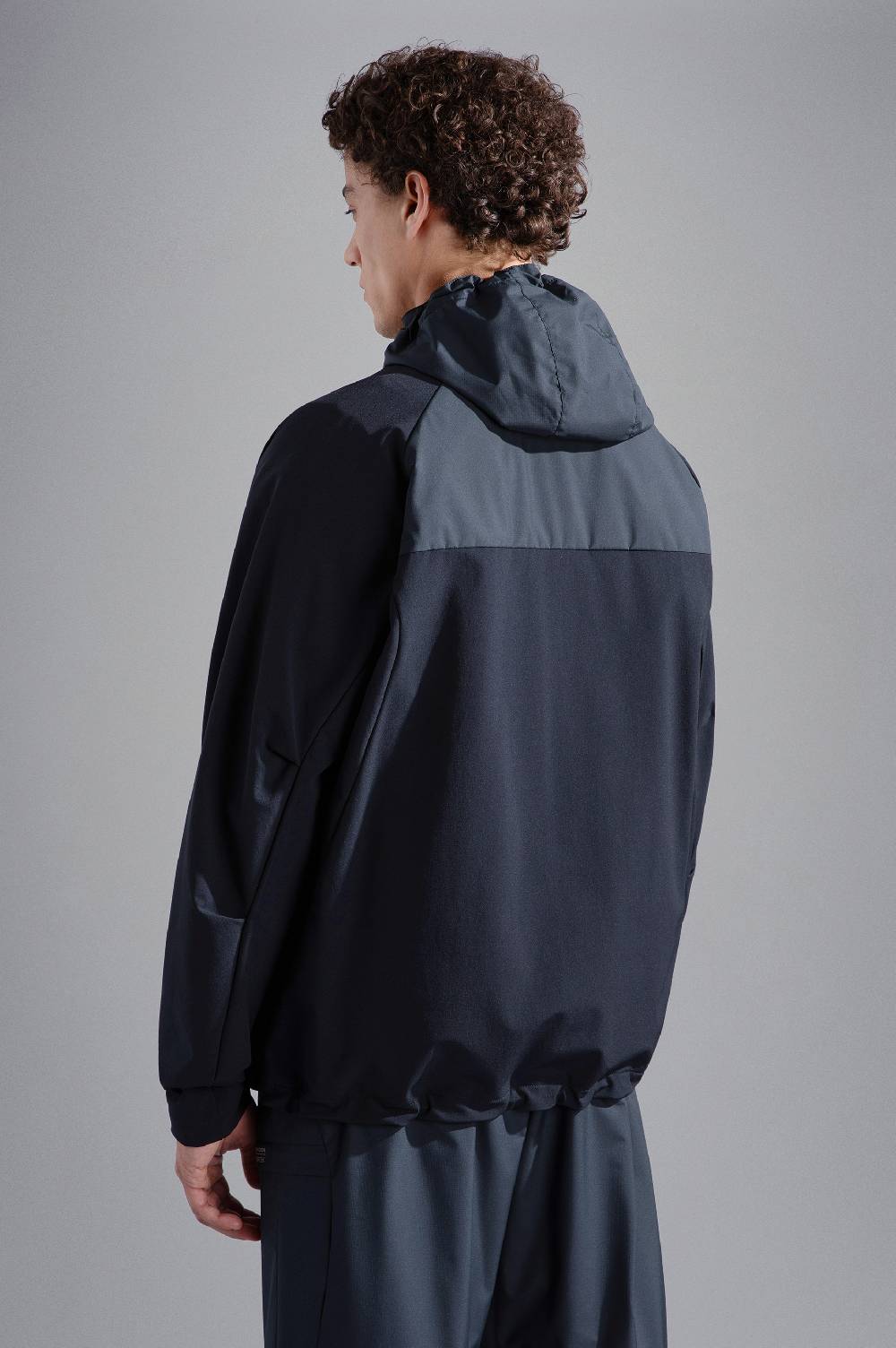 Paul & Shark Windbreaker in nylon Paul & Shark Sconti VIP