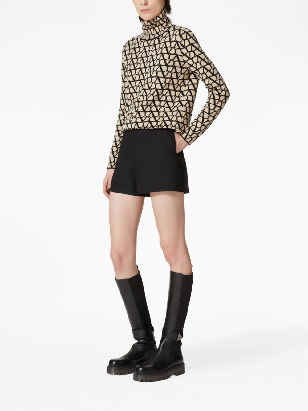 Valentino Garavani 'v gold' shorts Super sconto