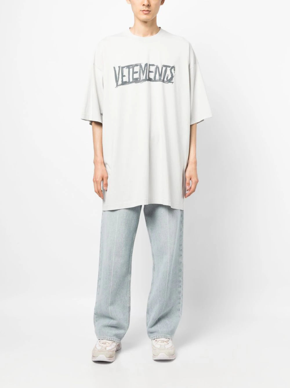 VETEMENTS Worldtour logo t-shirt Black Friday