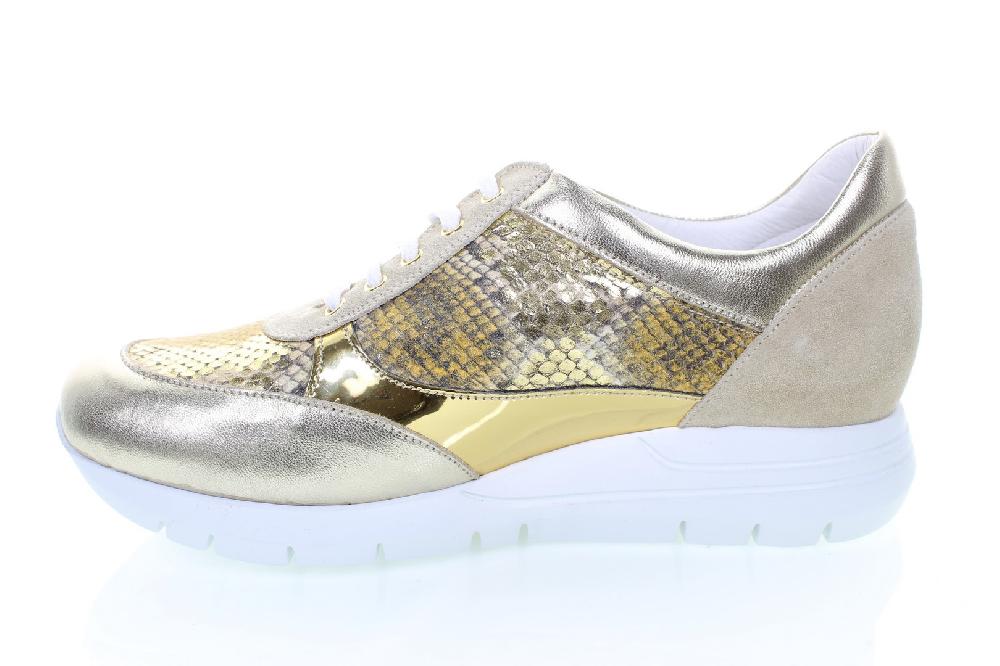 Soffice Sogno Sneaker in pelle con lacci Offerta