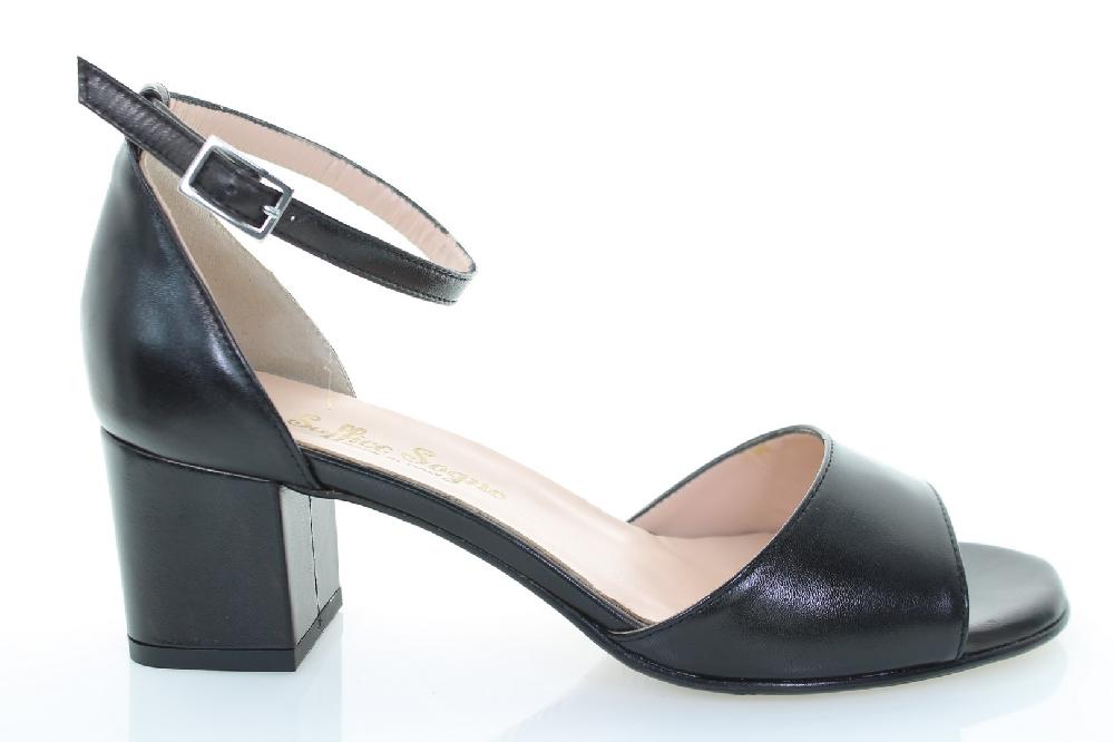 Soffice Sogno Sandalo in pelle tallone chiuso Online