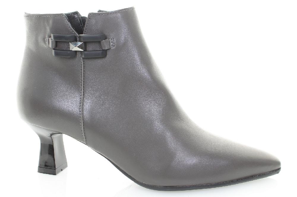 Soffice Sogno Stivaletto in pelle con accessorio In vendita